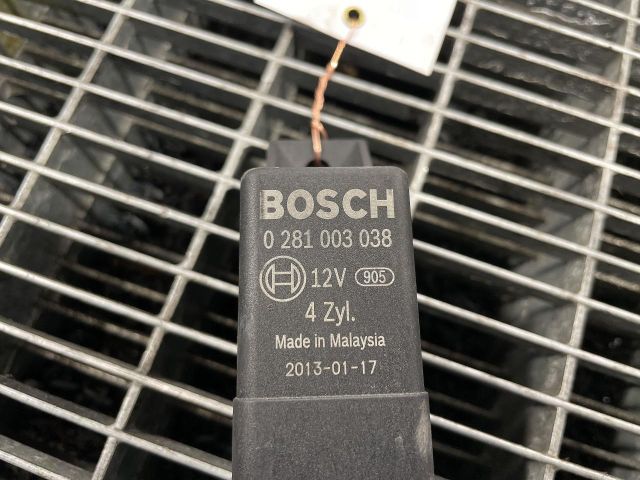 bontott SEAT TOLEDO Izzító Relé