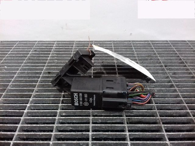 bontott SEAT TOLEDO Izzító Relé