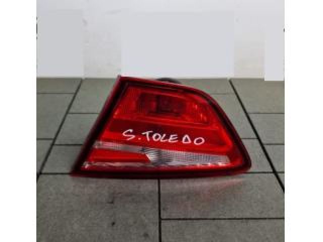 bontott SEAT TOLEDO Jobb Belső Hátsó Lámpa