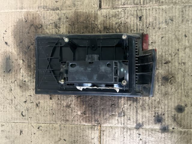 bontott SEAT TOLEDO Jobb Belső Hátsó Lámpa