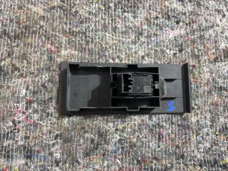 bontott SEAT TOLEDO Jobb első Ablakemelő Kapcsoló