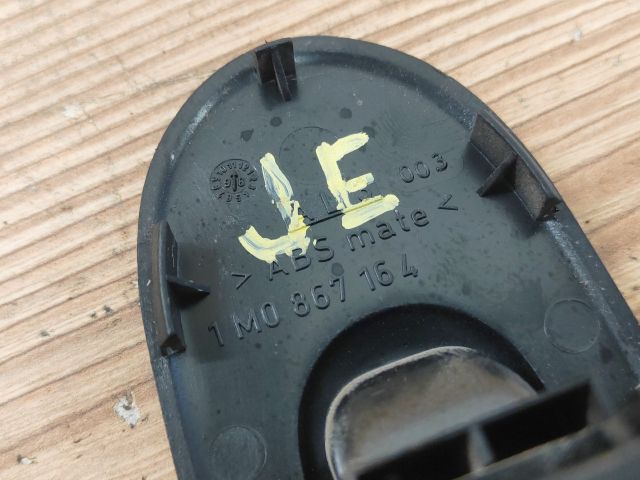 bontott SEAT TOLEDO Jobb első Ablakemelő Kapcsoló