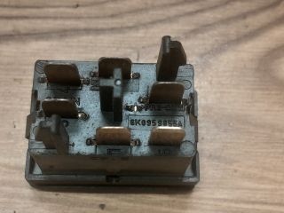 bontott SEAT TOLEDO Jobb első Ablakemelő Kapcsoló