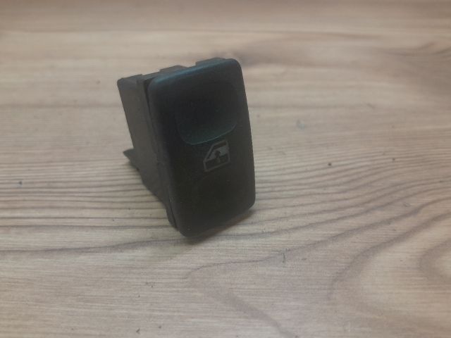 bontott SEAT TOLEDO Jobb első Ablakemelő Kapcsoló