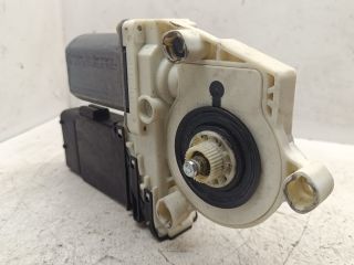 bontott SEAT TOLEDO Jobb első Ablakemelő Motor