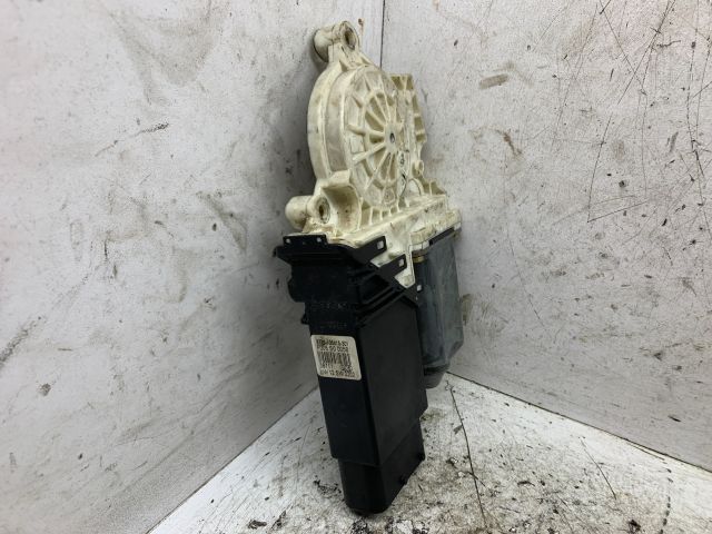 bontott SEAT TOLEDO Jobb első Ablakemelő Motor