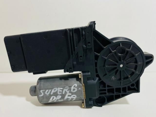 bontott SEAT TOLEDO Jobb első Ablakemelő Motor