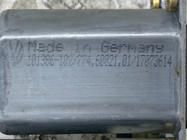 bontott SEAT TOLEDO Jobb első Ablakemelő Motor