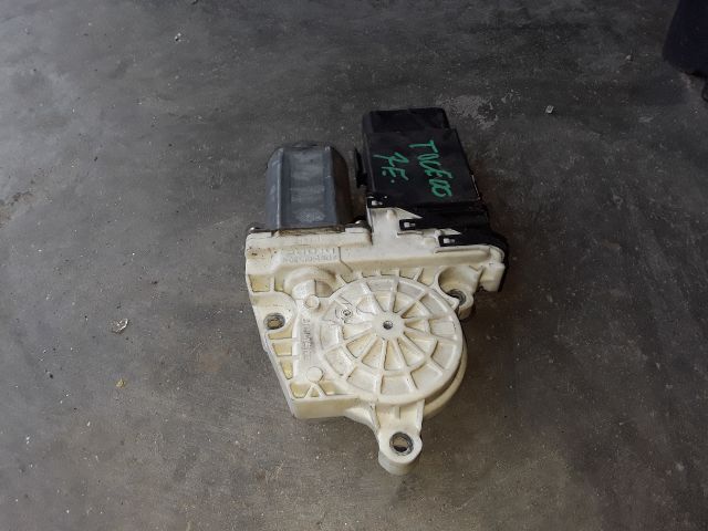 bontott SEAT TOLEDO Jobb első Ablakemelő Motor