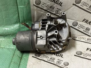 bontott SEAT TOLEDO Jobb első Ablaktörlő Motor