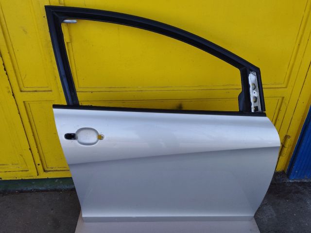 bontott SEAT TOLEDO Jobb első Ajtó (Üres lemez)