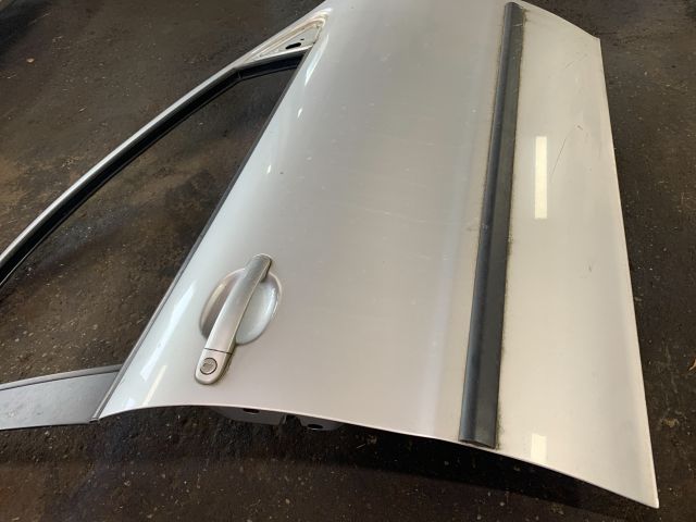 bontott SEAT TOLEDO Jobb első Ajtó (Üres lemez)