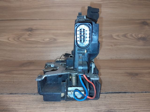 bontott SEAT TOLEDO Jobb első Ajtózár