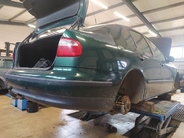 bontott SEAT TOLEDO Jobb első Belső Küszöb Burkolat