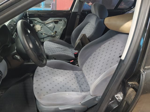 bontott SEAT TOLEDO Jobb első Biztonsági Öv