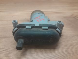 bontott SEAT TOLEDO Jobb első Központizár Motor