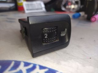 bontott SEAT TOLEDO Jobb első Ülésfűtés Kapcsoló