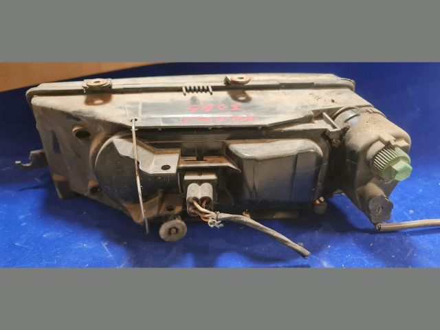 bontott SEAT TOLEDO Jobb Fényszóró