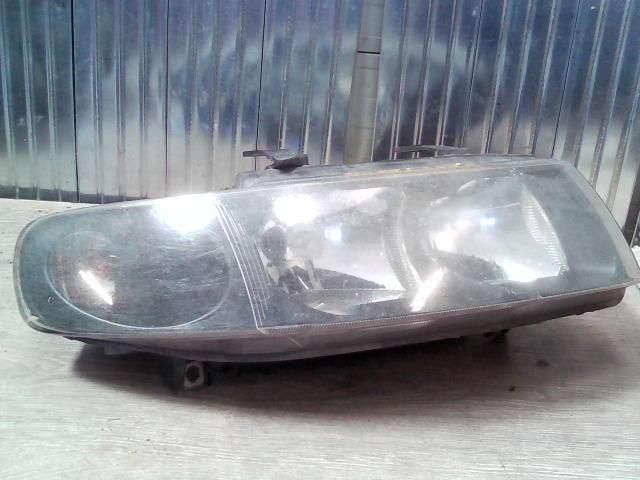 bontott SEAT TOLEDO Jobb Fényszóró