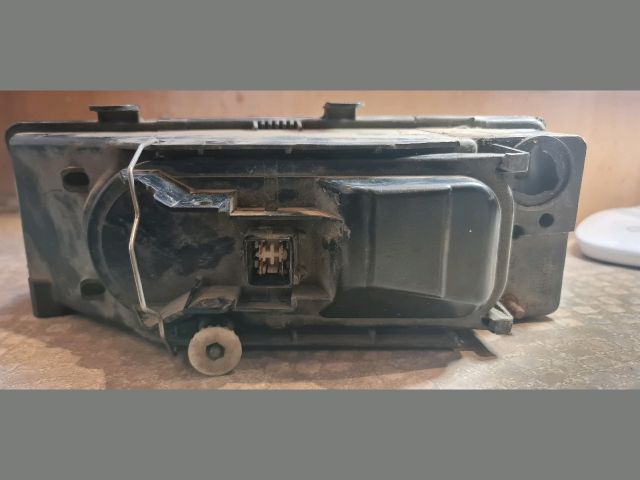 bontott SEAT TOLEDO Jobb Fényszóró