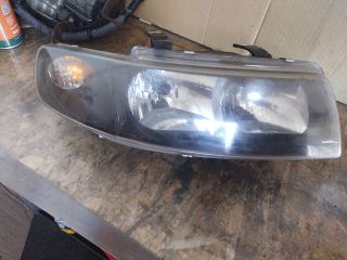 bontott SEAT TOLEDO Jobb Fényszóró