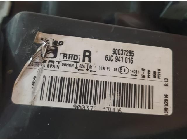 bontott SEAT TOLEDO Jobb Fényszóró