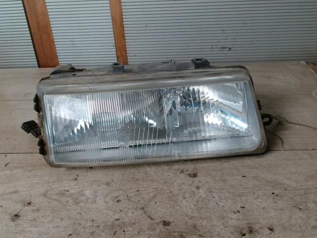 bontott SEAT TOLEDO Jobb Fényszóró