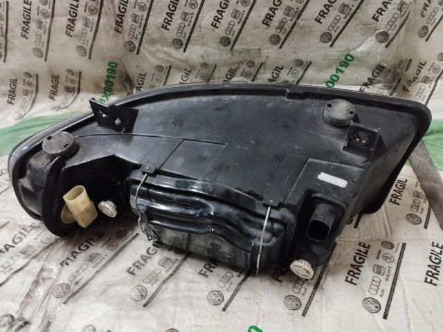 bontott SEAT TOLEDO Jobb Fényszóró