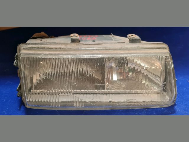 bontott SEAT TOLEDO Jobb Fényszóró