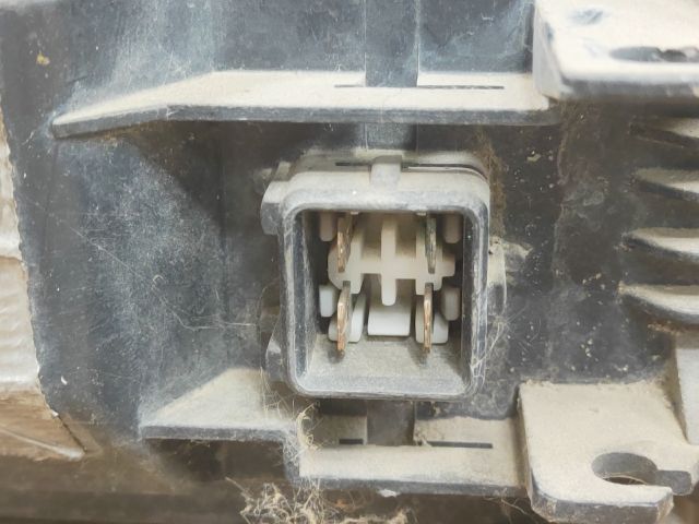 bontott SEAT TOLEDO Jobb Fényszóró