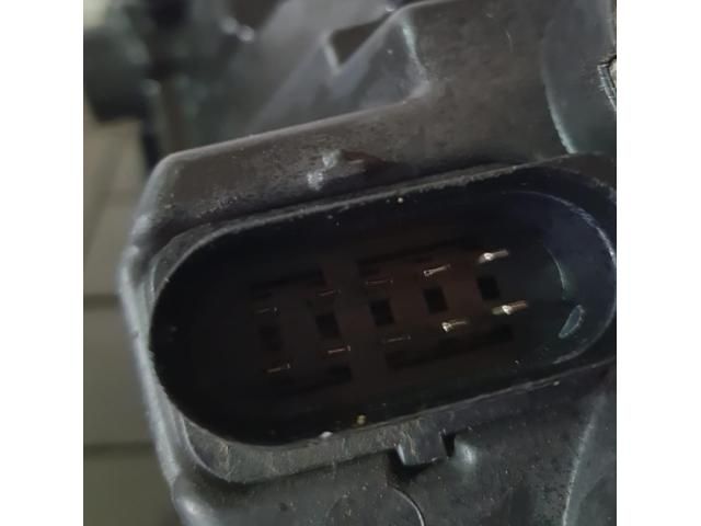 bontott SEAT TOLEDO Jobb Fényszóró