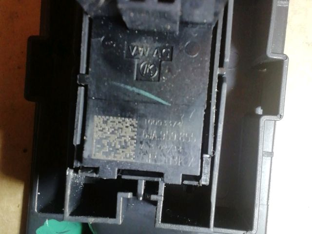 bontott SEAT TOLEDO Jobb hátsó Ablakemelő Kapcsoló