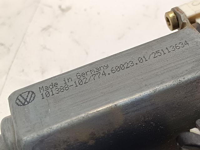 bontott SEAT TOLEDO Jobb hátsó Ablakemelő Motor