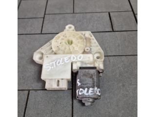 bontott SEAT TOLEDO Jobb hátsó Ablakemelő Motor