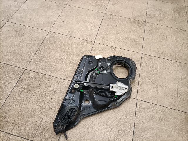 bontott SEAT TOLEDO Jobb hátsó Ablakemelő Szerkezet (Mechanikus)