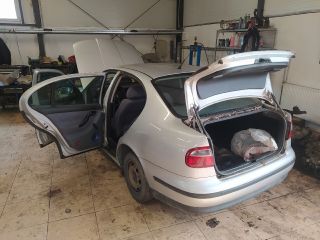 bontott SEAT TOLEDO Jobb hátsó Ablakemelő Szerkezet (Mechanikus)