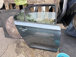 bontott SEAT TOLEDO Jobb hátsó Ajtó (Részeivel)