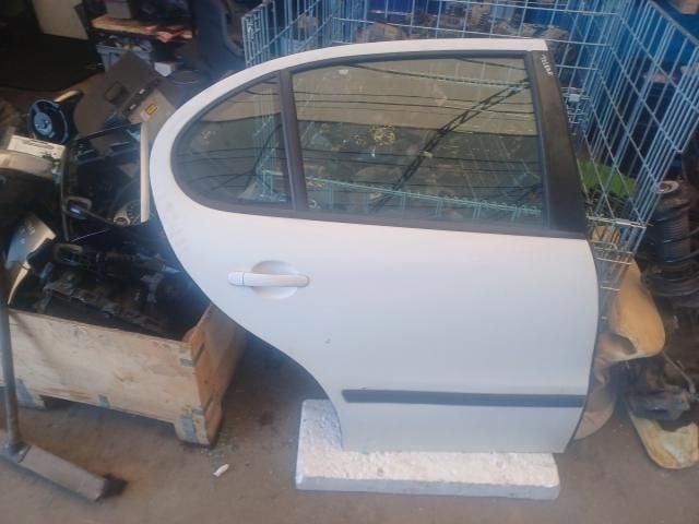 bontott SEAT TOLEDO Jobb hátsó Ajtó (Üres lemez)