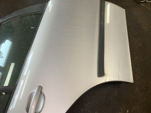 bontott SEAT TOLEDO Jobb hátsó Ajtó (Üres lemez)