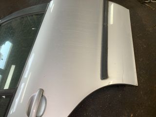 bontott SEAT TOLEDO Jobb hátsó Ajtó (Üres lemez)