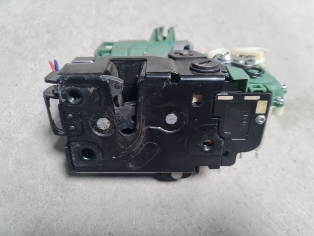 bontott SEAT TOLEDO Jobb hátsó Ajtózár