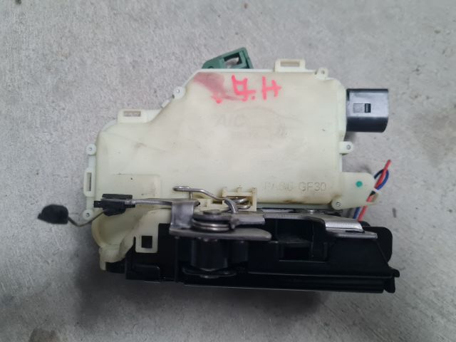 bontott SEAT TOLEDO Jobb hátsó Ajtózár