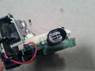 bontott SEAT TOLEDO Jobb hátsó Ajtózár