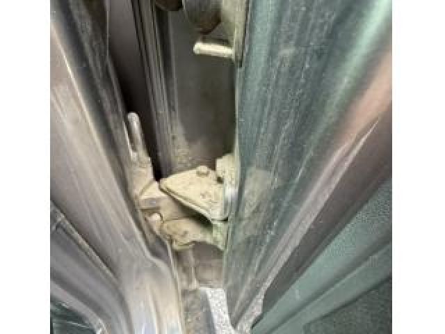 bontott SEAT TOLEDO Jobb hátsó Alsó Zsanér