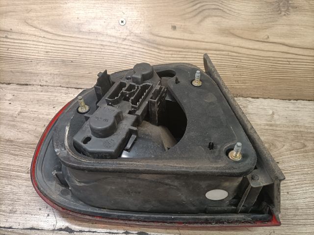 bontott SEAT TOLEDO Jobb Hátsó Lámpa