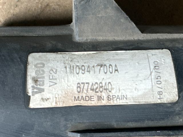 bontott SEAT TOLEDO Jobb Ködfényszóró