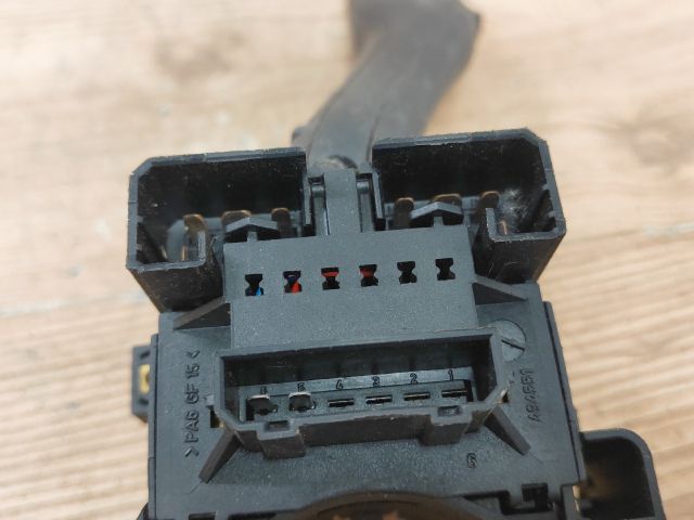 bontott SEAT TOLEDO Jobb Kormánykapcsoló Ablaktörlő