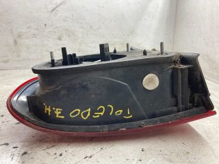 bontott SEAT TOLEDO Jobb Külső Hátsó Lámpa