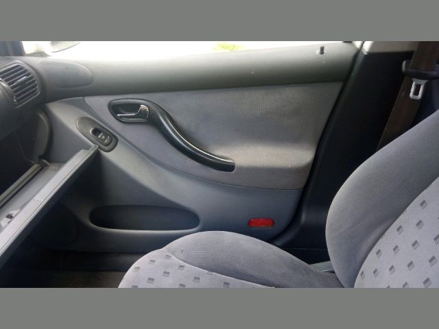 bontott SEAT TOLEDO Jobb Oldallégzsák