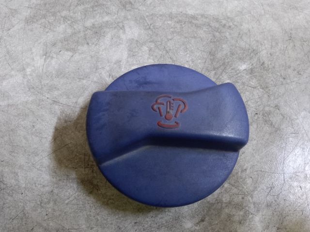 bontott SEAT TOLEDO Kiegyenlítőtartály Sapka